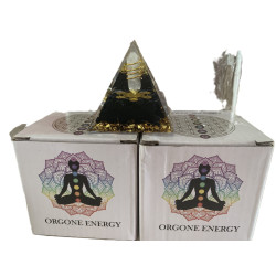 Petite pyramide en orgone Petite pyramide en orgone
